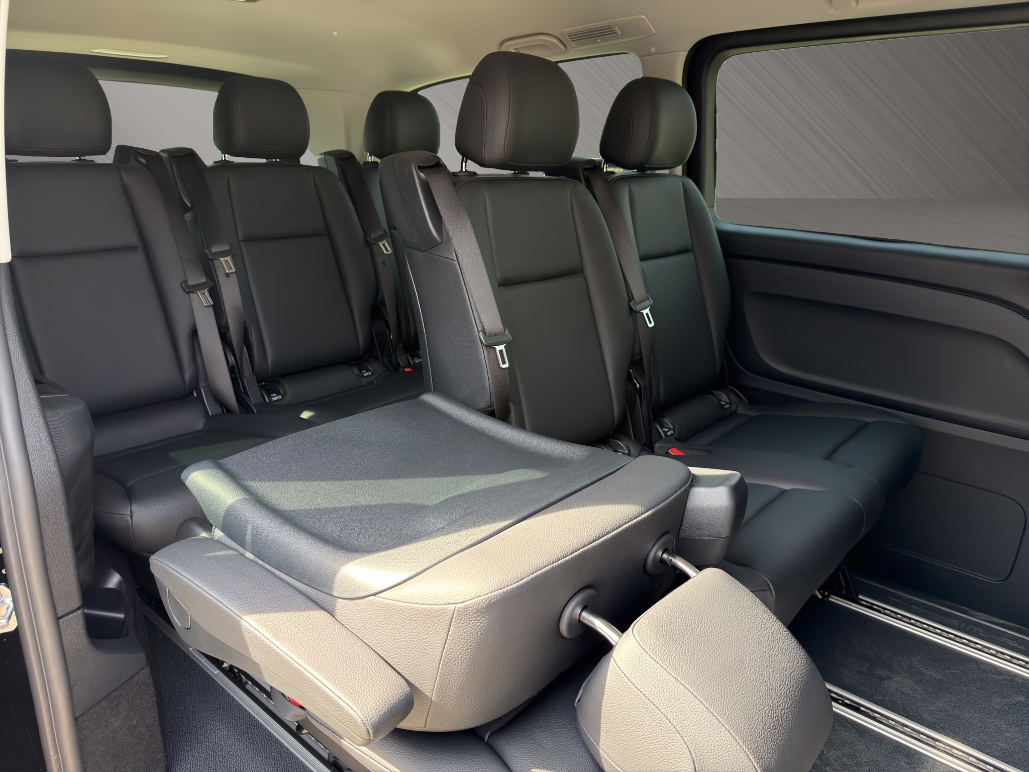 Mercedes-Benz Vito Tourer 116 CDI PRO Extralang 9 Sitzer Leader Seats