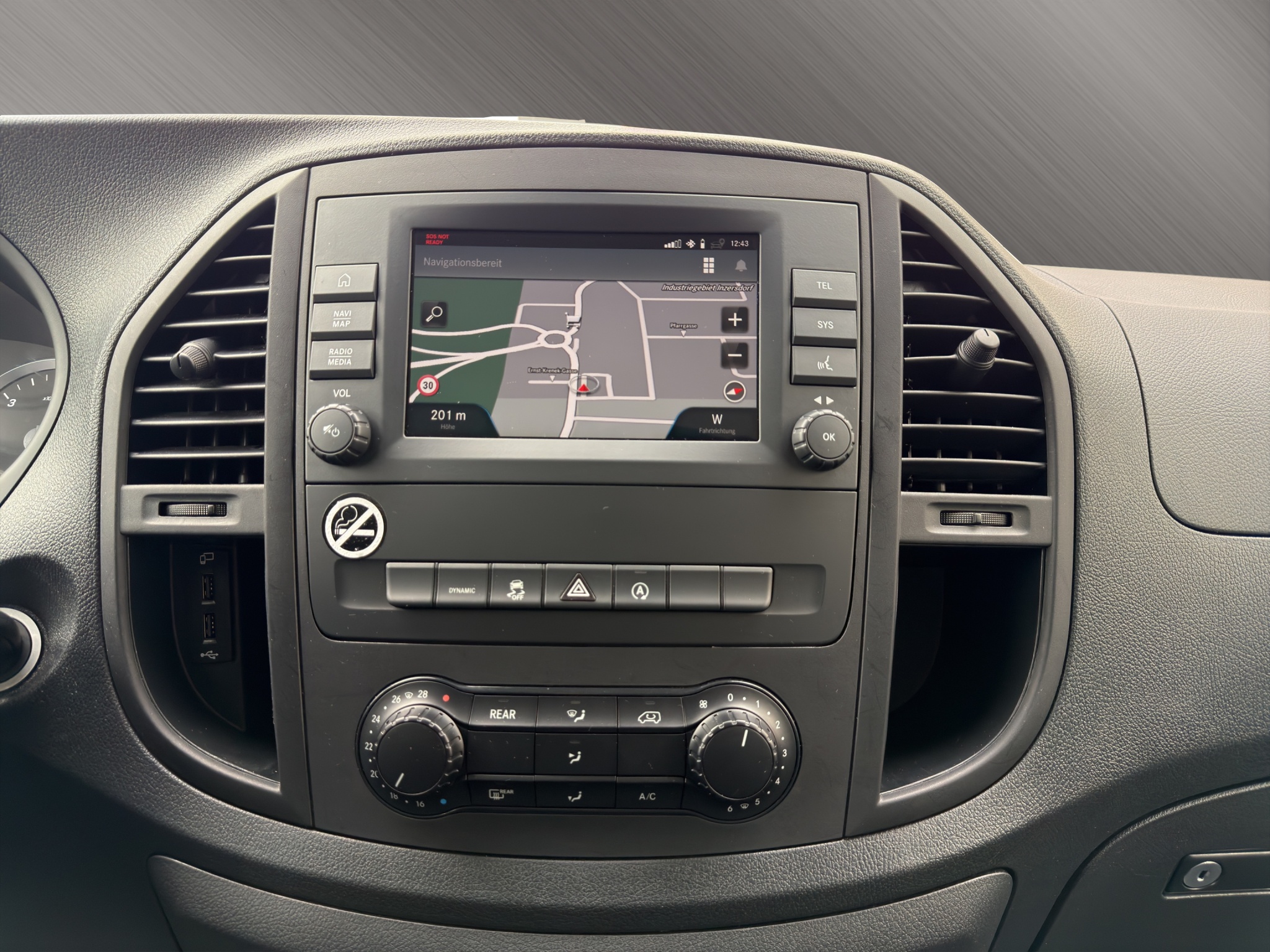 Mercedes-Benz Vito Tourer 114 CDI PRO Extralang 9 Sitzer