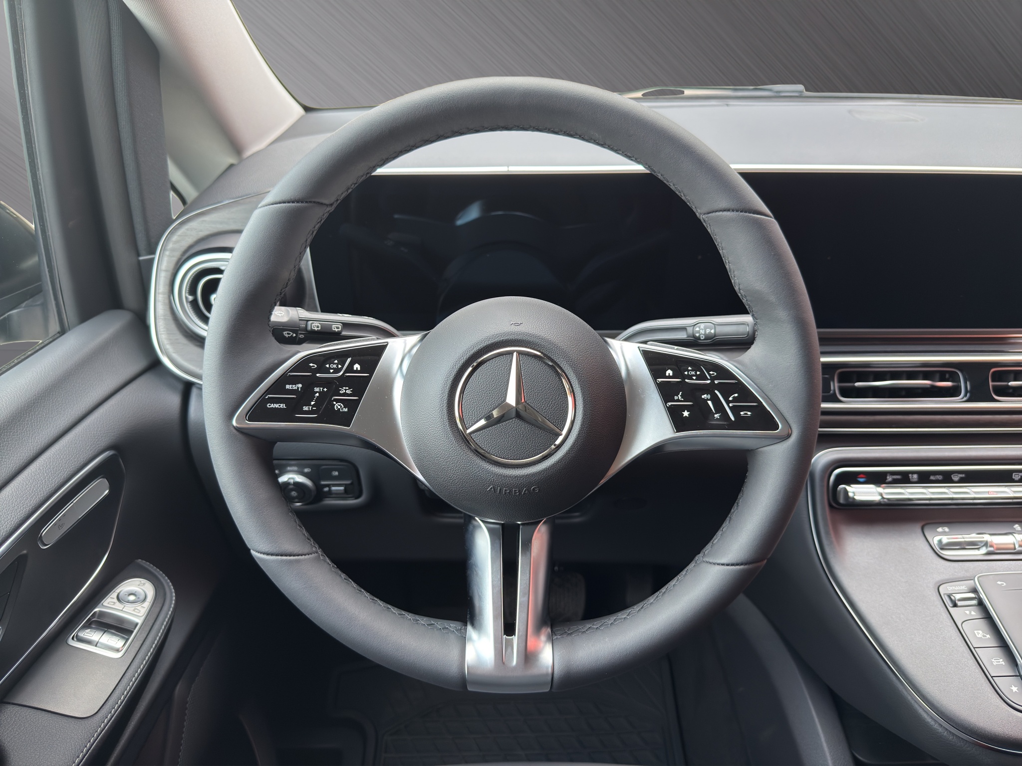 Mercedes Benz V250 AMG Line 7 Sitzer
