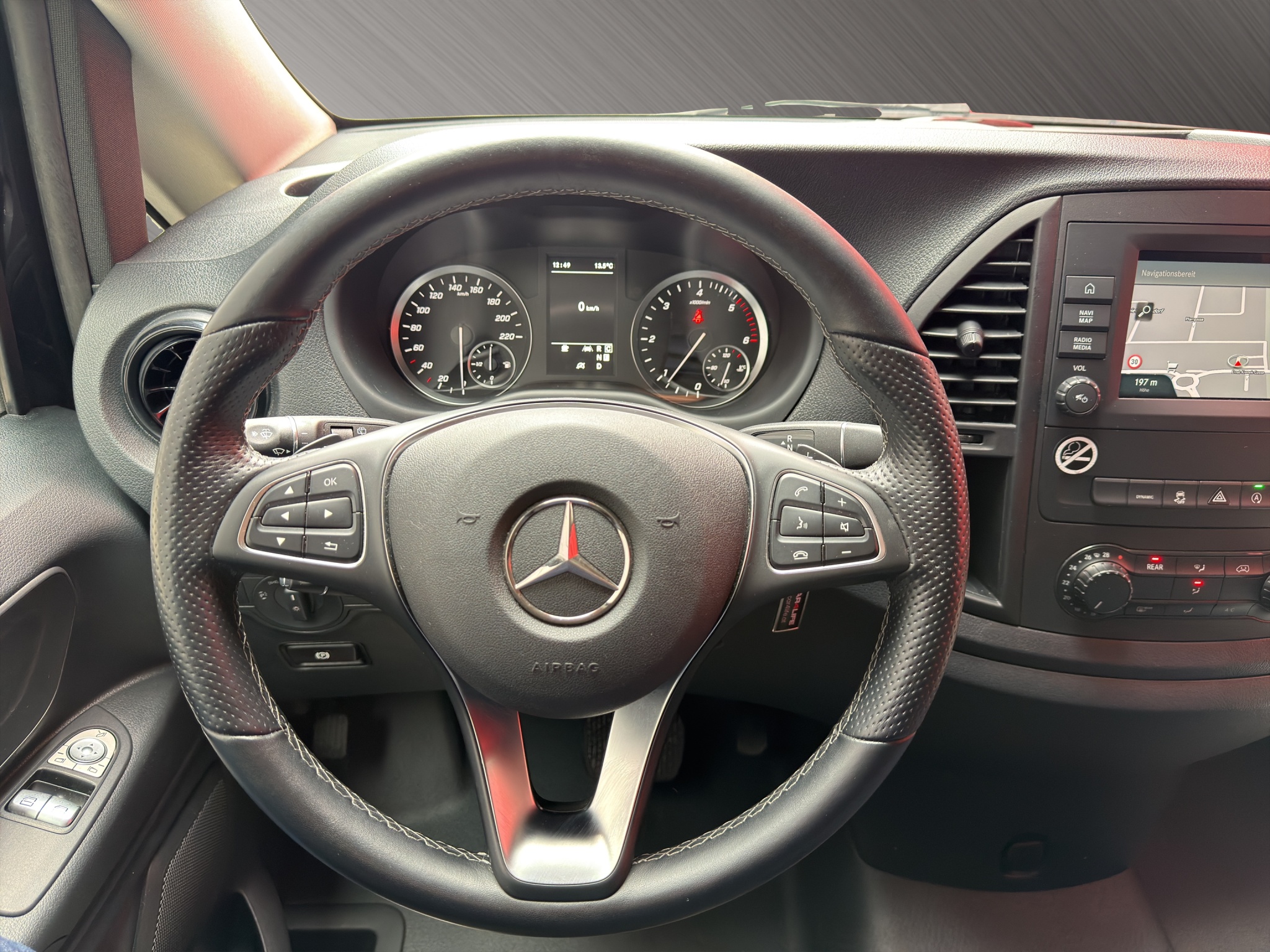 Mercedes-Benz Vito Tourer 114 CDI PRO Extralang 9 Sitzer