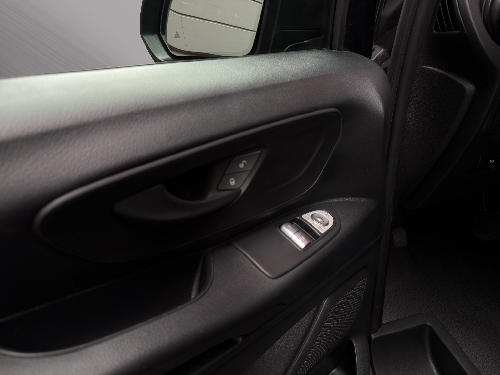 Mercedes-Benz Vito Tourer 114 CDI PRO Extralang 9 Sitzer