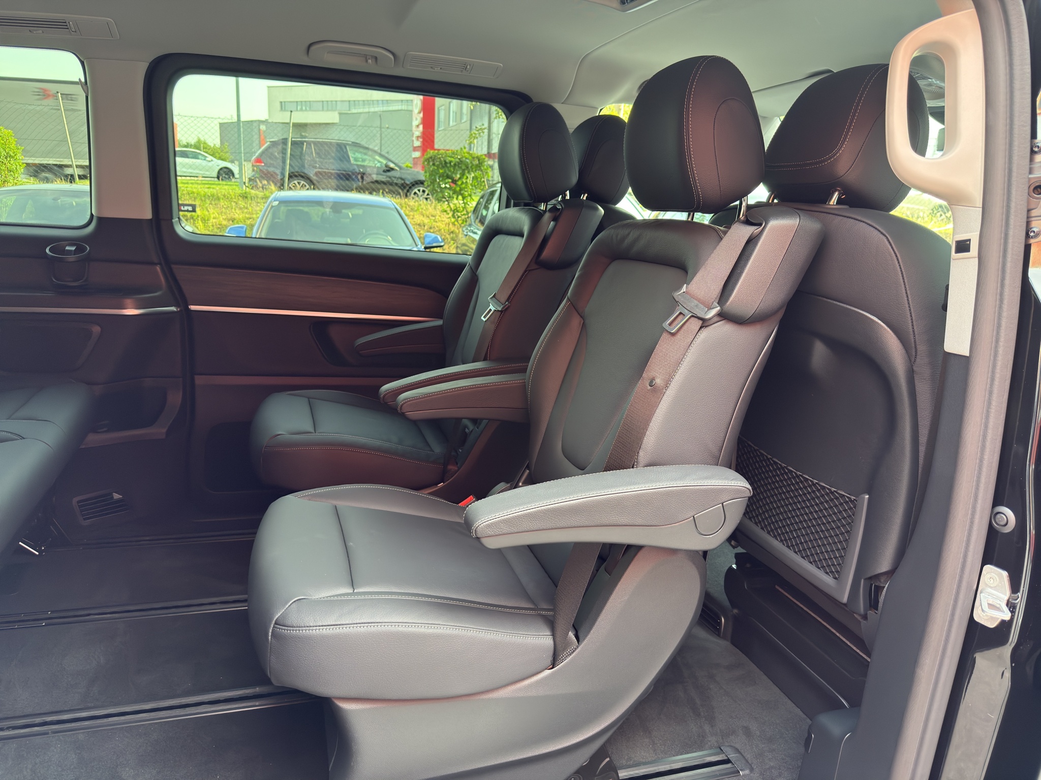 Mercedes Benz V250 AMG Line 7 Sitzer