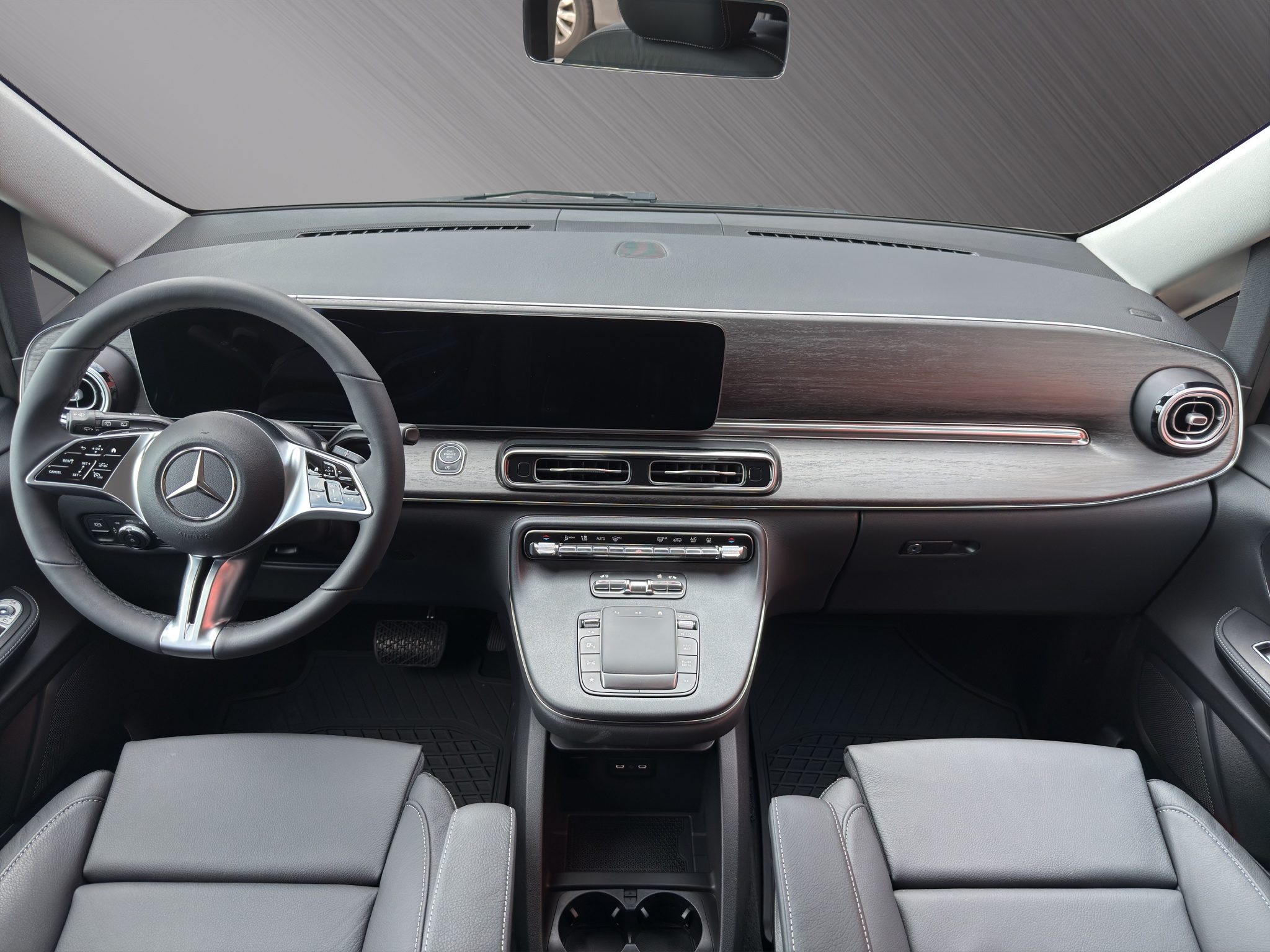 Mercedes Benz V250 AMG Line 7 Sitzer