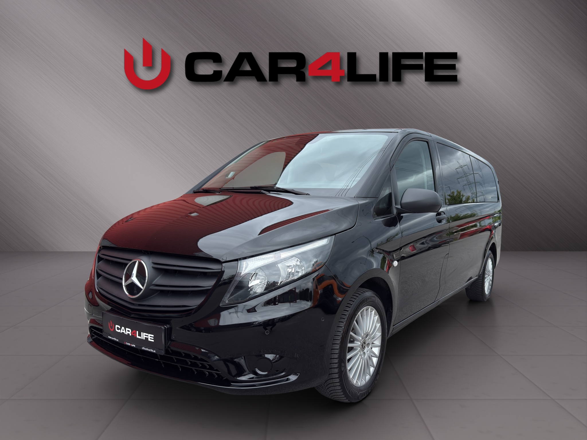 Mercedes-Benz Vito Tourer 114 CDI PRO Extralang 9 Sitzer