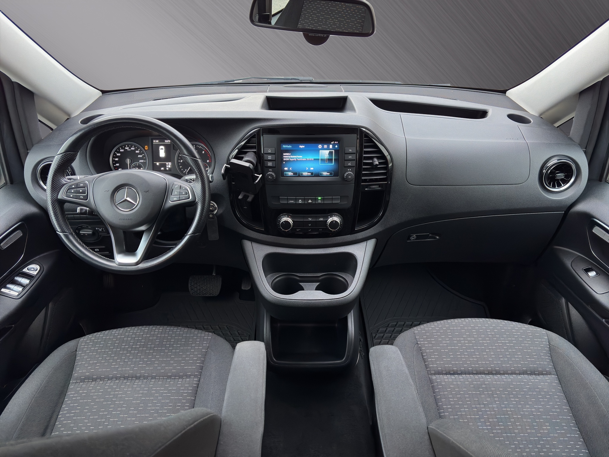 Mercedes-Benz Vito Tourer 114 CDI lang