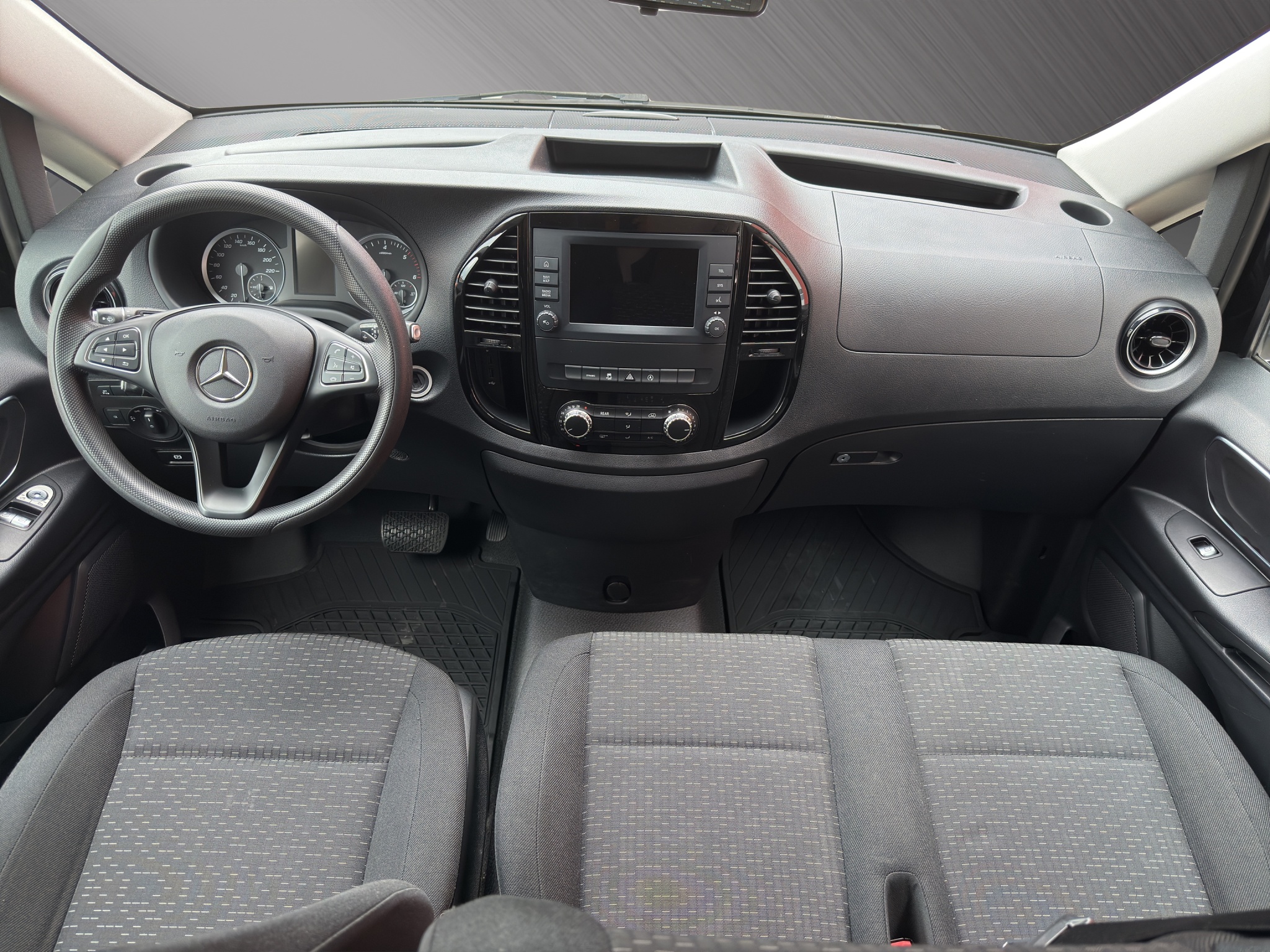 Mercedes-Benz Vito Tourer 114 CDI PRO Extralang 9 Sitzer