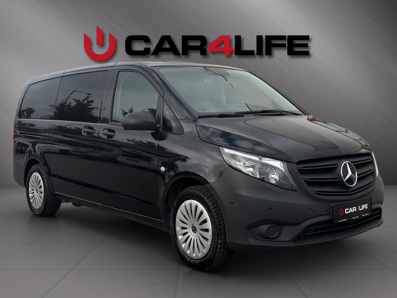 Mercedes-Benz Vito Tourer 114 CDI PRO Extralang 9 Sitzer