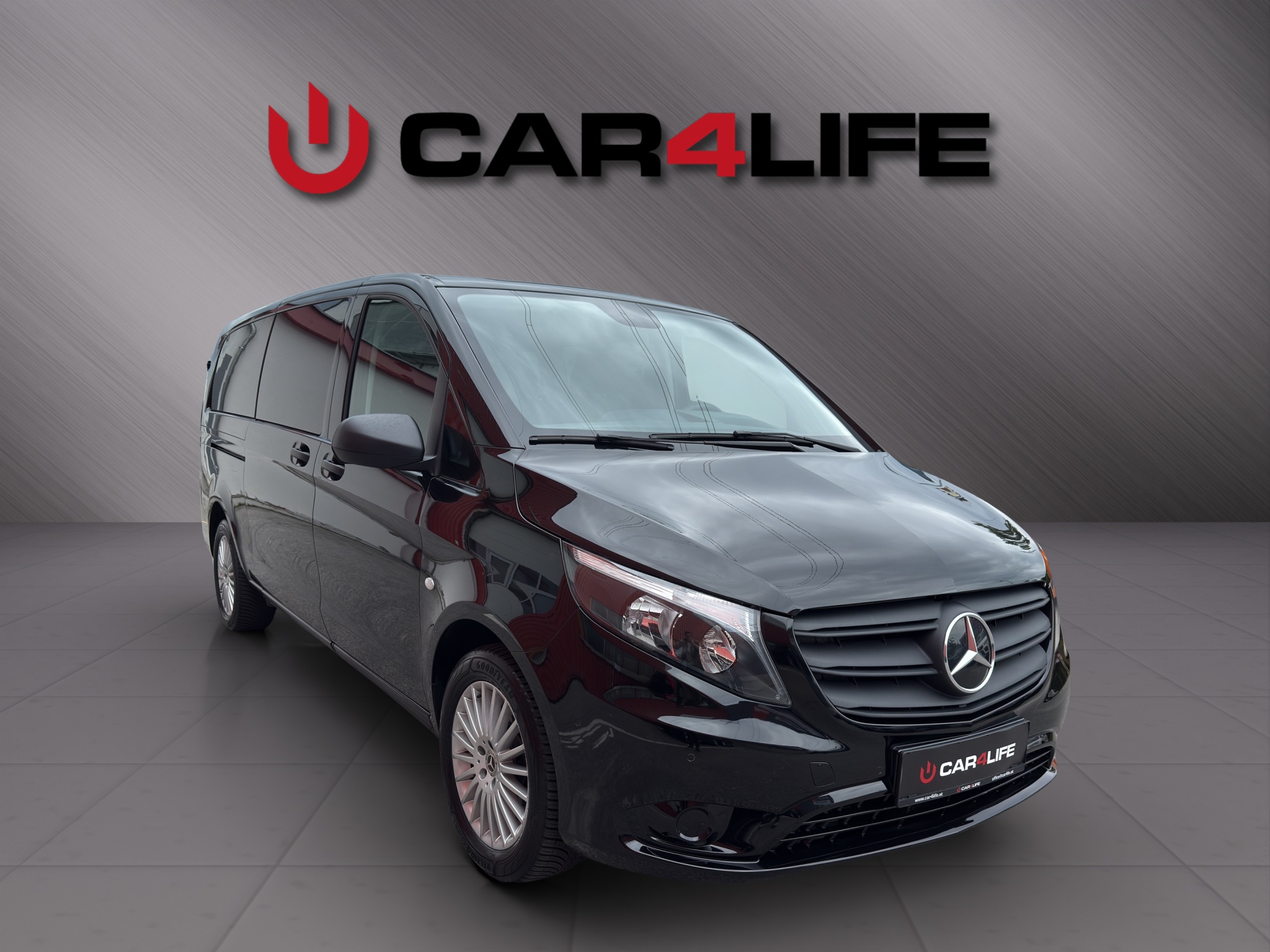 Mercedes-Benz Vito Tourer 114 CDI PRO Extralang 9 Sitzer